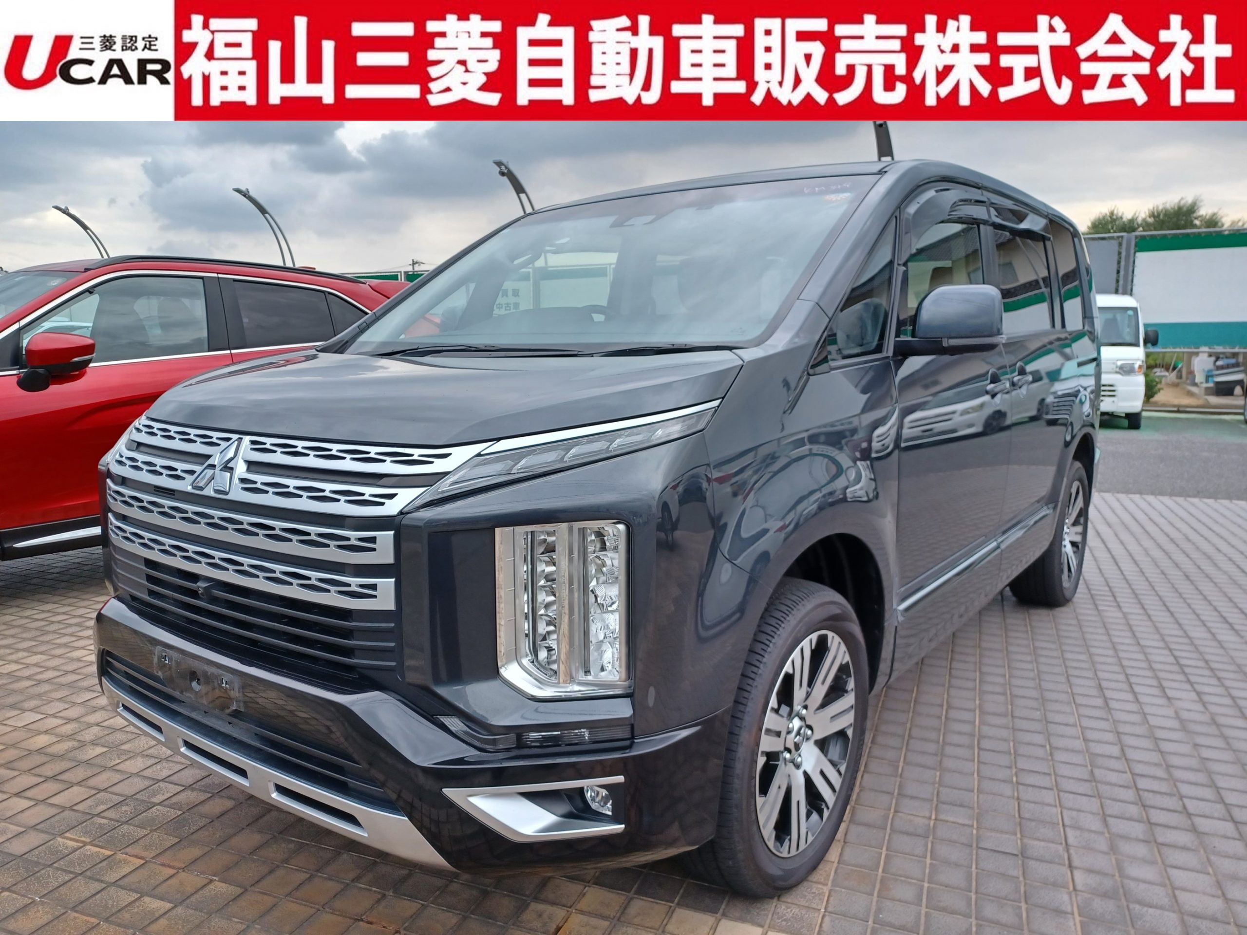 デリカD:5　Gパワーパッケージ　4WD